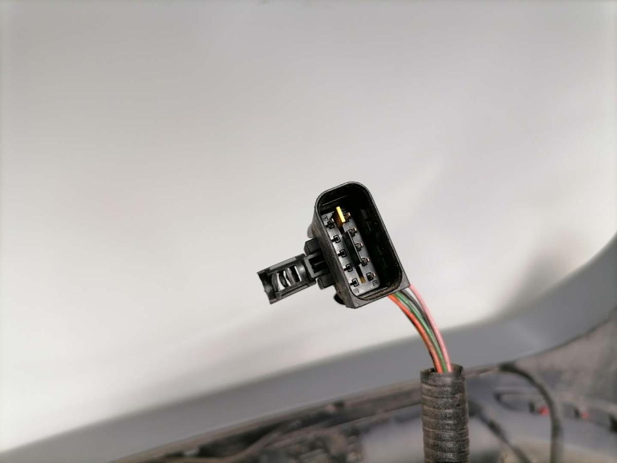 Peugeot 308 2 SW original Sto&szlig;stange Stossf&auml;nger hinten KCA Grau Artense Kombi Bj.2016